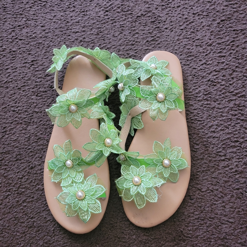 Light Green Lace Flower Strap Sandals